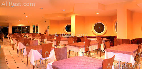 Caprice Beach Hotel 9